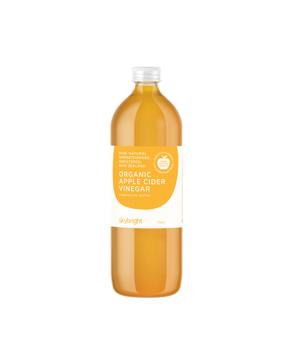 A supplement container of Organic Apple Cider Vinegar by Skybright